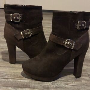 Elegant Dark Brown Heeled Boots with Buckle Accents
